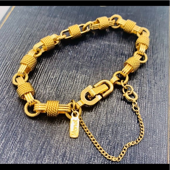 Vintage signed MONET gold chain charm bracelet